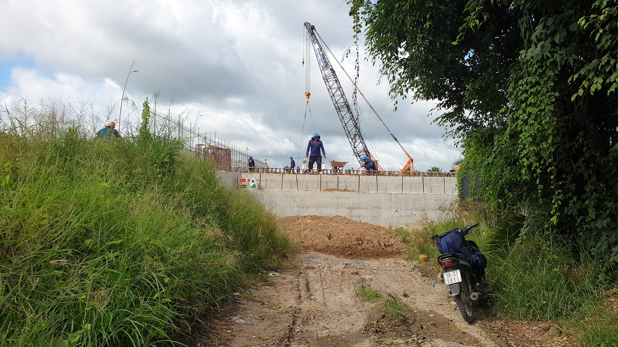 G&aacute;c 20 dầm b&ecirc; t&ocirc;ng, hợp long cầu T&acirc;y Đ&ocirc; bắc qua s&ocirc;ng Cần Thơ - Ảnh 5.