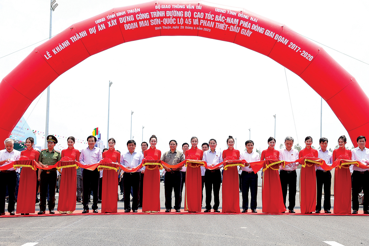 Nhiều đổi mới, s&aacute;ng tạo &ldquo;thần tốc mở đường&rdquo; - Ảnh 1.