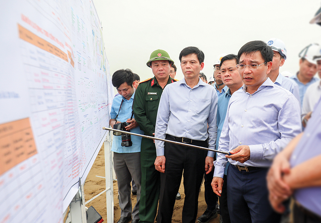 Nhiều đổi mới, s&aacute;ng tạo &ldquo;thần tốc mở đường&rdquo; - Ảnh 2.