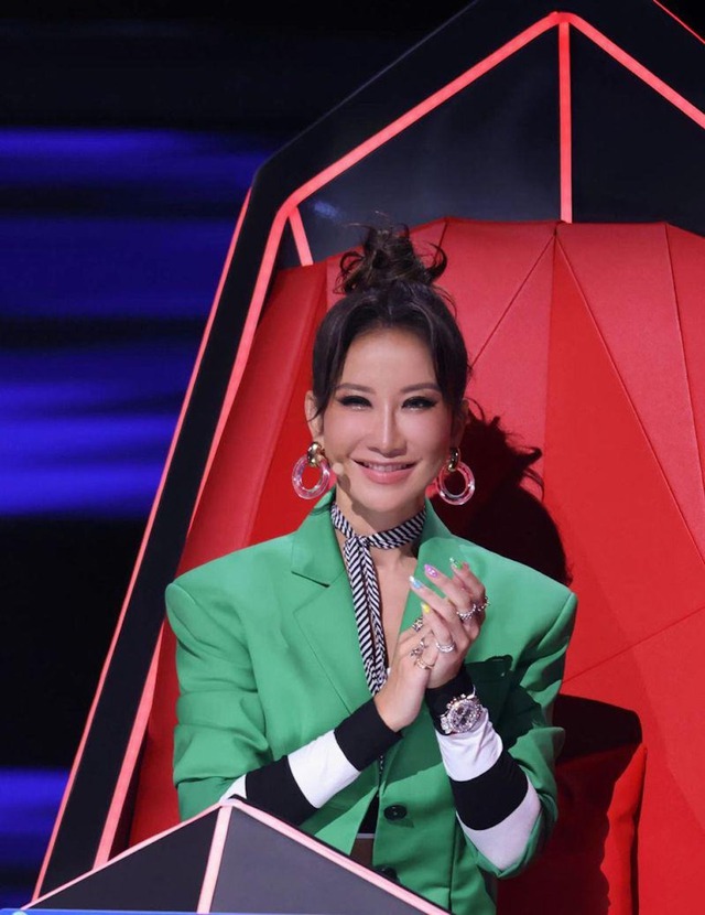 Nh&agrave; sản xuất The Voice Trung Quốc nhận tr&aacute;i đắng v&igrave; b&ecirc; bối bắt nạt Coco Lee - Ảnh 1.
