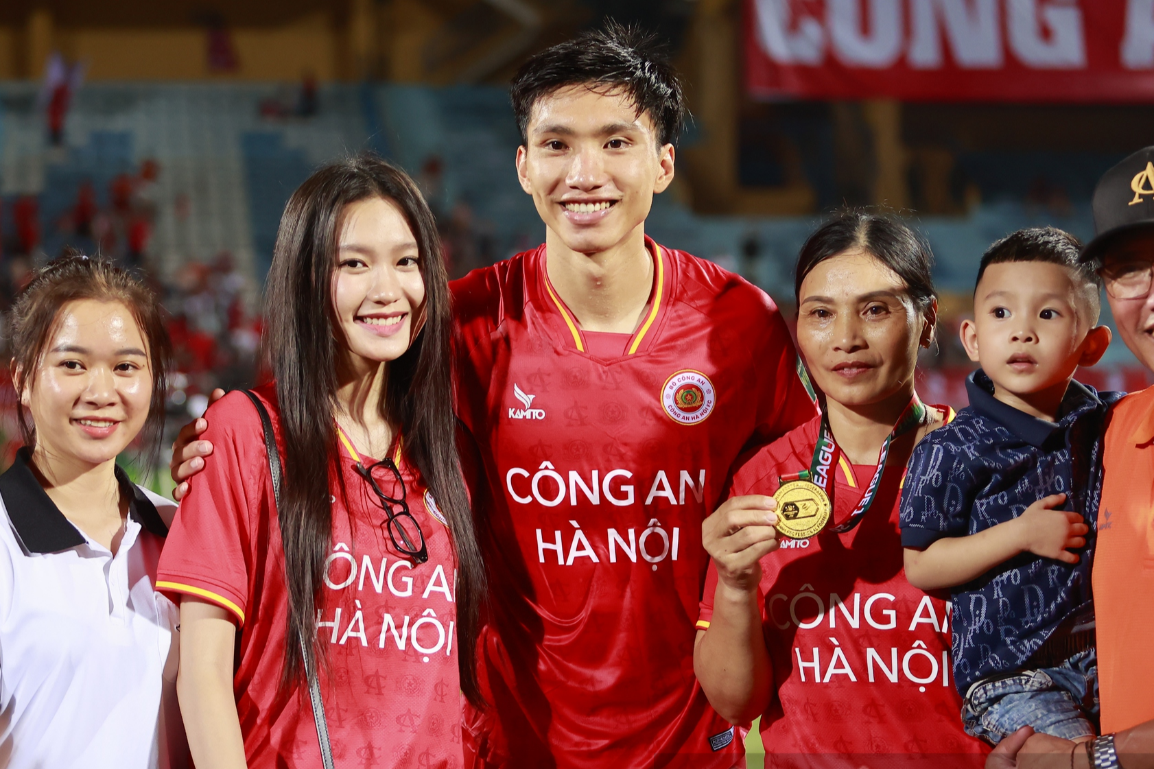 Tr&ograve; cưng HLV Park Hang-seo lập kỷ lục chưa từng c&oacute; tại V-League - Ảnh 1.
