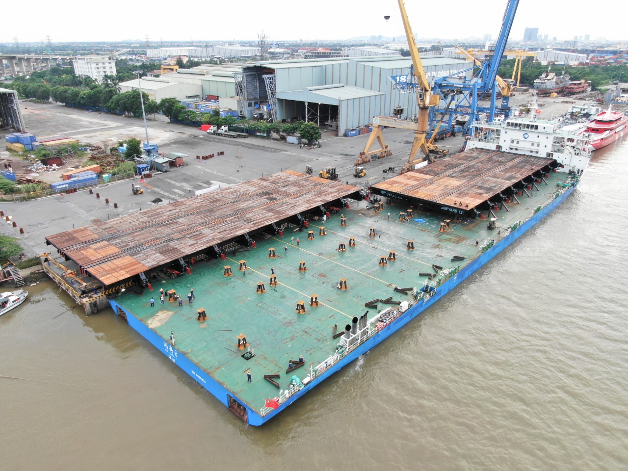 Phương tiện vận tải si&ecirc;u trường si&ecirc;u trọng xuất hiện lần đầu tại Hải Ph&ograve;ng - Ảnh 5.