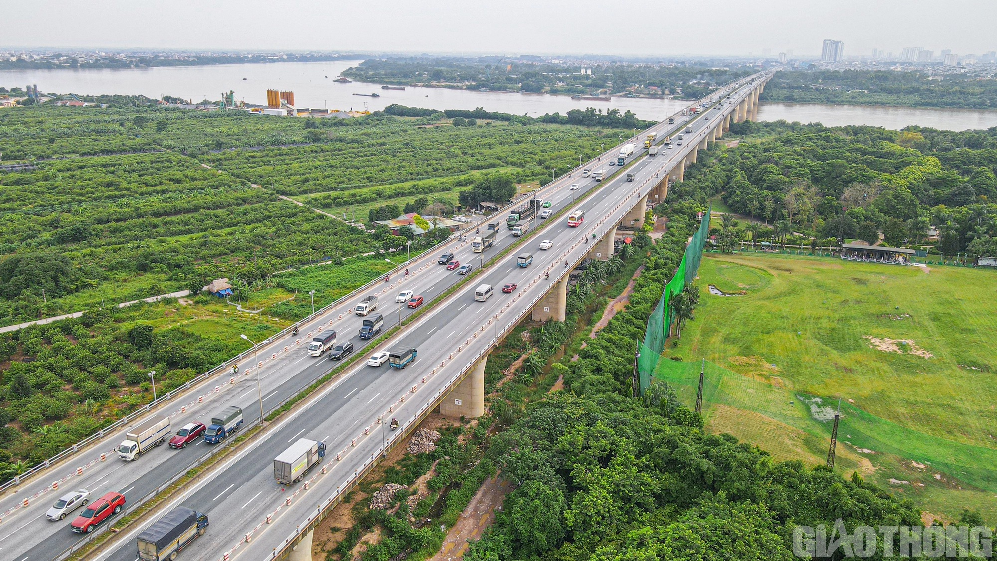 Những c&acirc;y c&acirc;u biểu tượng ở H&agrave; Nội - Ảnh 35.