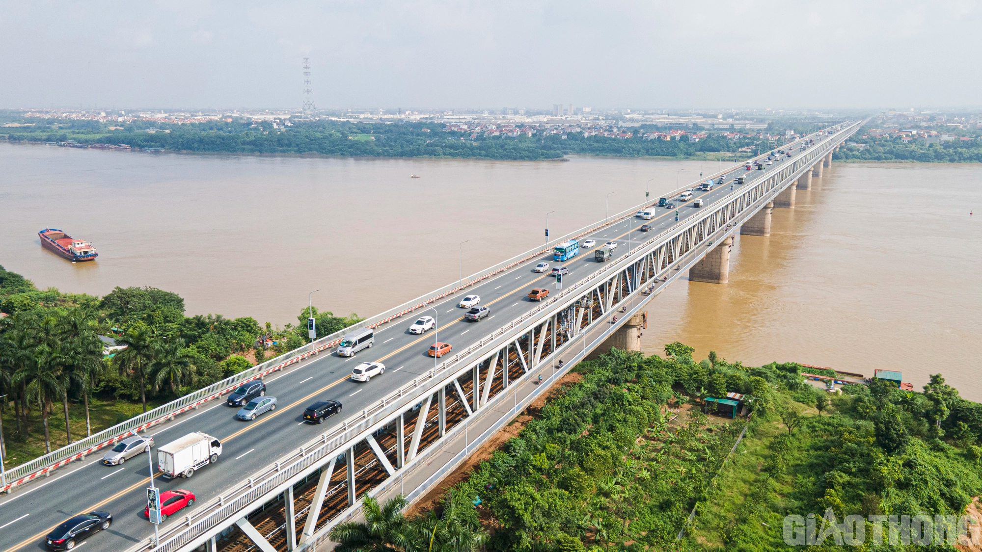 Những c&acirc;y c&acirc;u biểu tượng ở H&agrave; Nội - Ảnh 15.