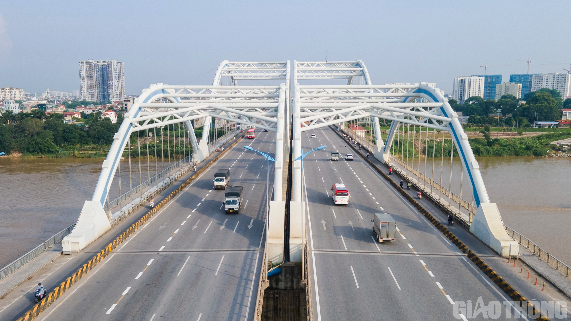 Những c&acirc;y c&acirc;u biểu tượng ở H&agrave; Nội - Ảnh 44.