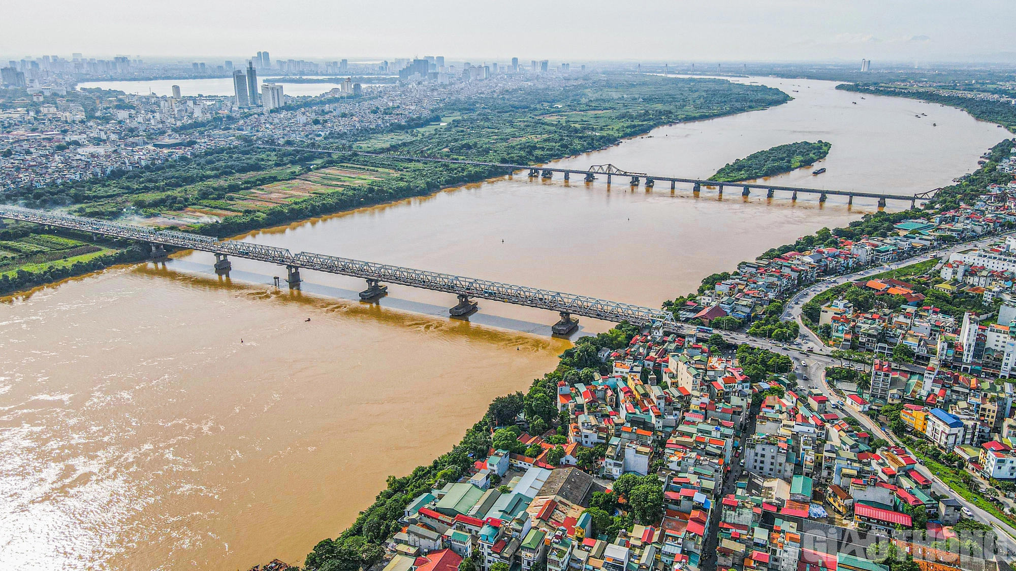 Những c&acirc;y c&acirc;u biểu tượng ở H&agrave; Nội - Ảnh 8.
