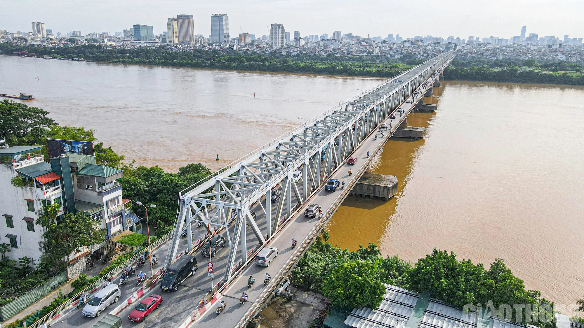 Những c&acirc;y c&acirc;u biểu tượng ở H&agrave; Nội - Ảnh 11.