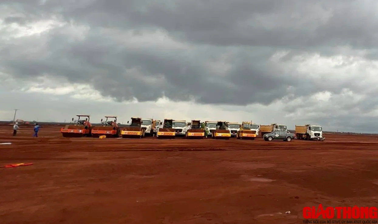 Đại c&ocirc;ng trường s&acirc;n bay Long Th&agrave;nh trước giờ khởi c&ocirc;ng hai &ldquo;si&ecirc;u&rdquo; g&oacute;i thầu hơn 42.000 tỷ - Ảnh 7.