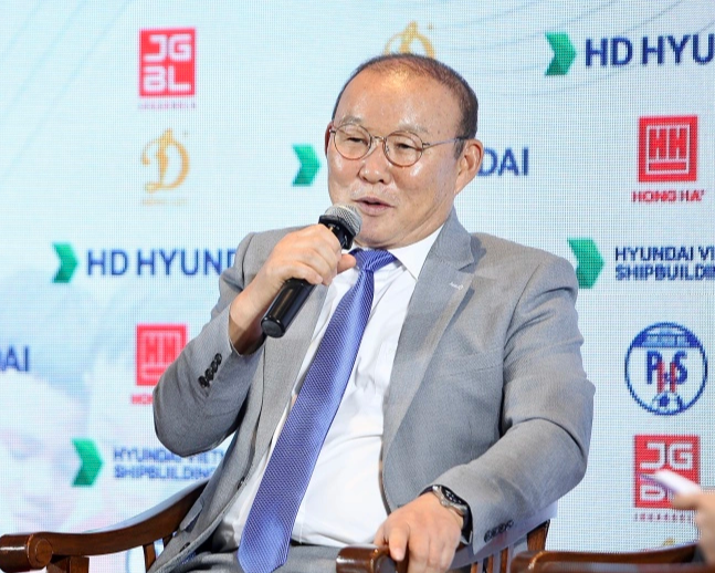 HLV Park Hang-seo tiết lộ điều kiện đặc biệt để trở lại cầm qu&acirc;n  - Ảnh 1.