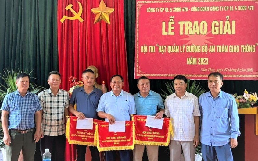 S&ocirc;i nổi hội thi &ldquo;Hạt Quản l&yacute; đường bộ an to&agrave;n giao th&ocirc;ng&rdquo;
