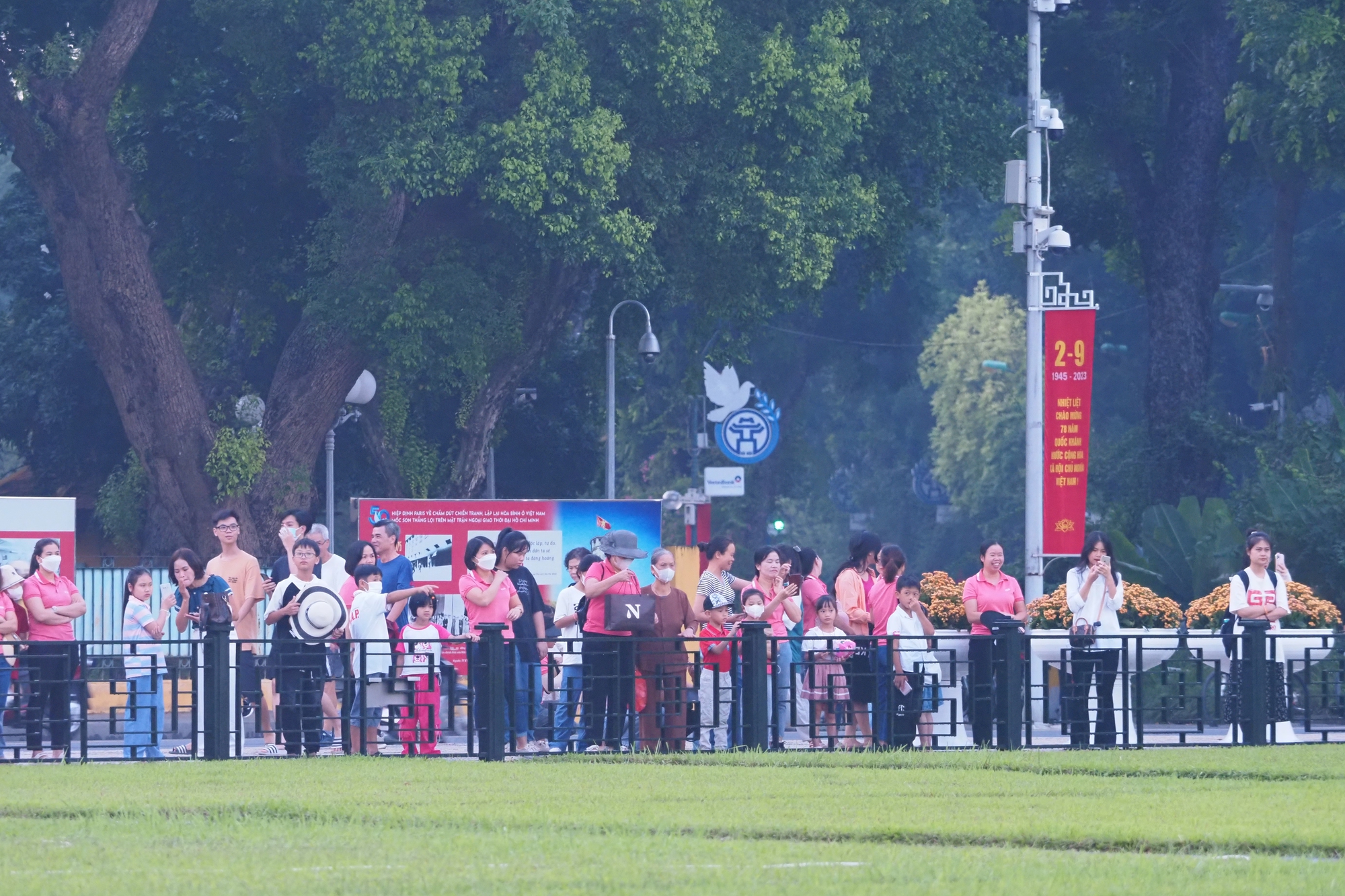 Thi&ecirc;ng li&ecirc;ng nghi lễ thượng cờ mừng Quốc kh&aacute;nh 2/9 tr&ecirc;n Quảng trường Ba Đ&igrave;nh  - Ảnh 7.