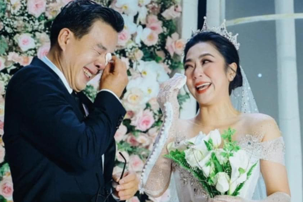 H&agrave; Thanh Xu&acirc;n tiết lộ chưa đăng k&yacute; kết h&ocirc;n, đ&atilde; chia tay "vua c&aacute; Koi" 1 năm - Ảnh 1.