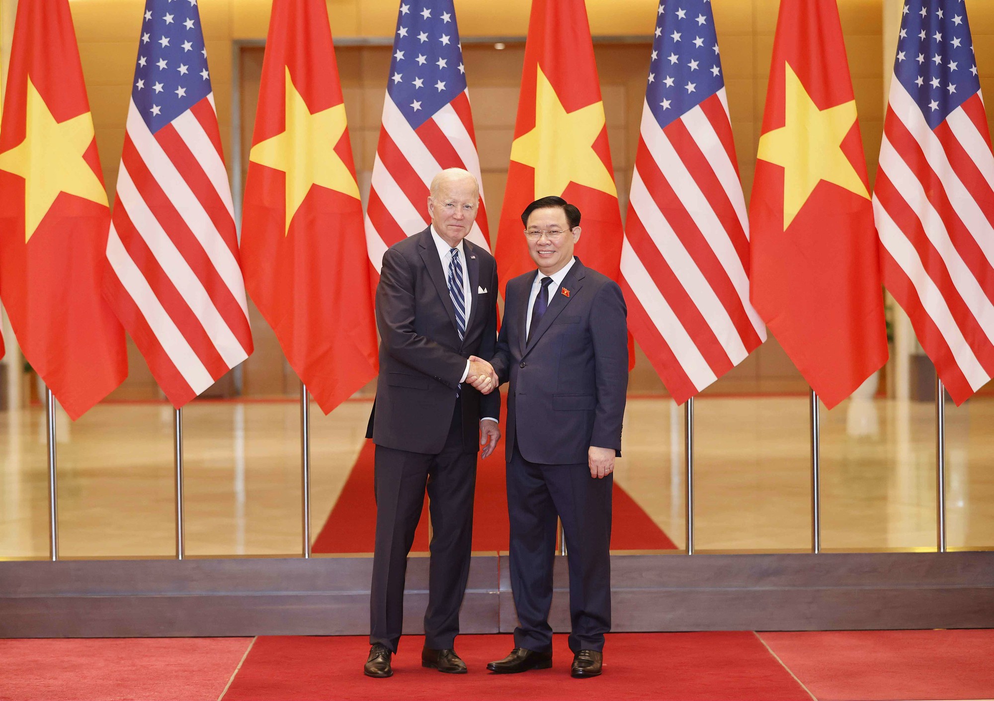 Chủ tịch Quốc hội hội kiến Tổng thống Mỹ Joe Biden - Ảnh 1.