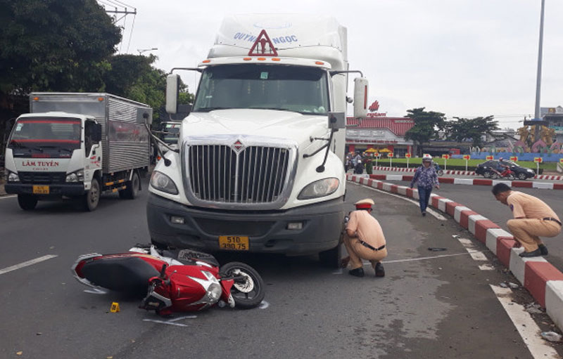 Tin tức tai nạn giao th&ocirc;ng mới nhất ng&agrave;y h&ocirc;m nay 12/9/2023 - Ảnh 3.