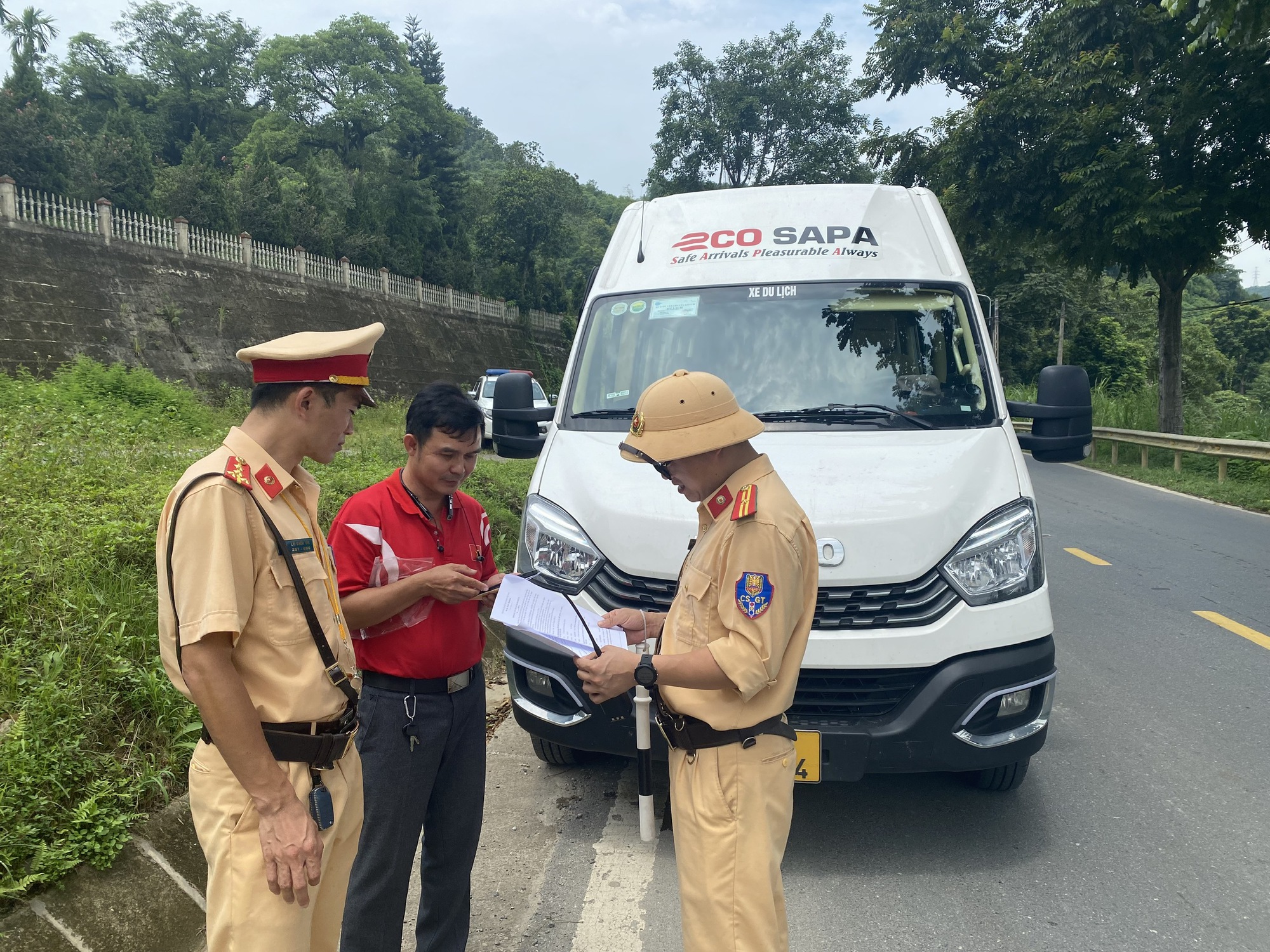 Ứng dụng c&ocirc;ng nghệ ngăn xe hợp đồng tr&aacute; h&igrave;nh tuyến cố định - Ảnh 3.