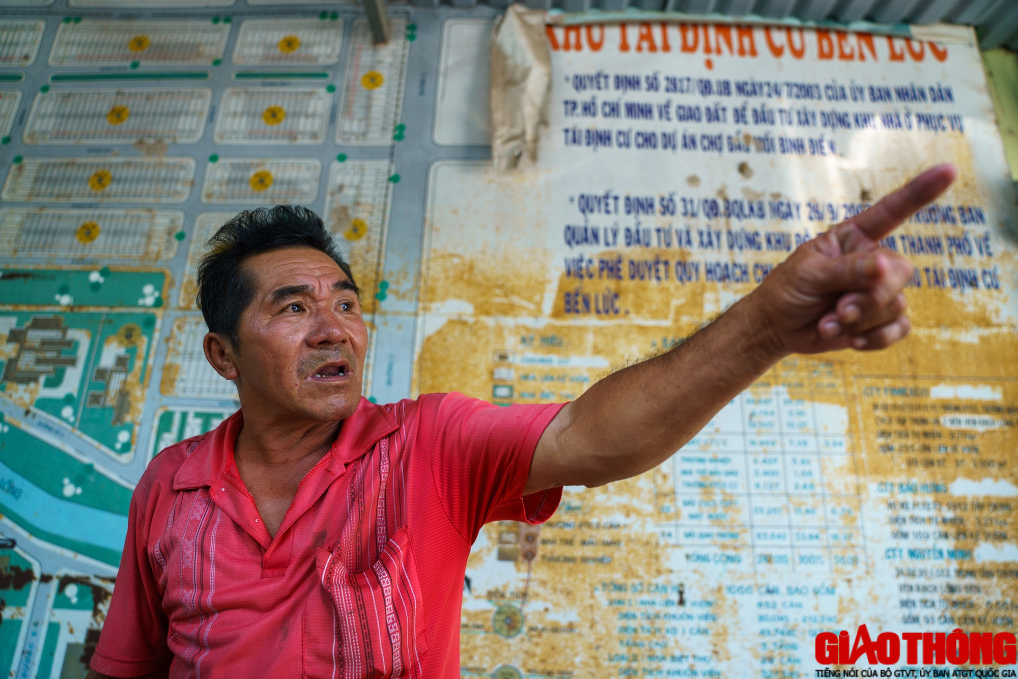 Ổ voi, ổ g&agrave; 'bủa v&acirc;y' khu t&aacute;i định cư Bến Lức ở TP.HCM - Ảnh 4.