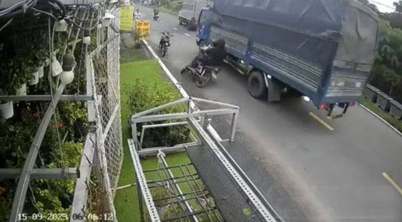 Tin tức tai nạn giao th&ocirc;ng mới nhất ng&agrave;y h&ocirc;m nay 16/9/2023 - Ảnh 2.