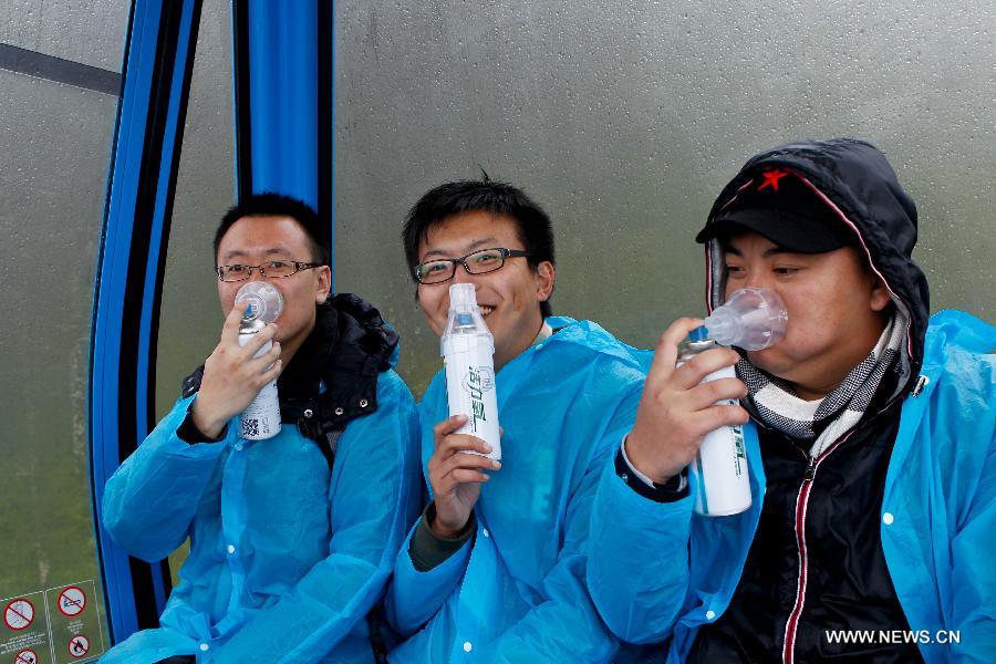 2 m&oacute;n đồ n&agrave;y c&oacute; thể cứu sống bạn giữa đ&aacute;m ch&aacute;y, nhưng ch&uacute;ng vẫn c&oacute; nhược điểm? - Ảnh 3.