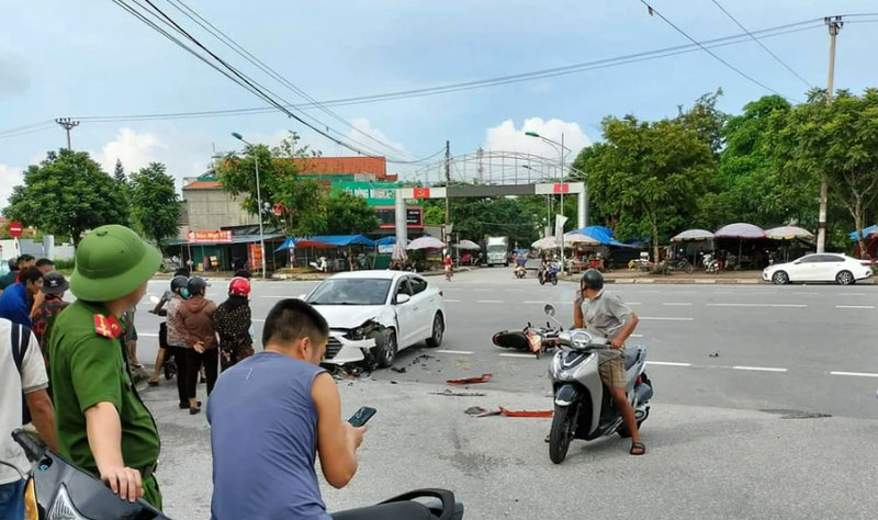 Tin tức tai nạn giao th&ocirc;ng mới nhất ng&agrave;y h&ocirc;m nay 18/9/2023 - Ảnh 1.