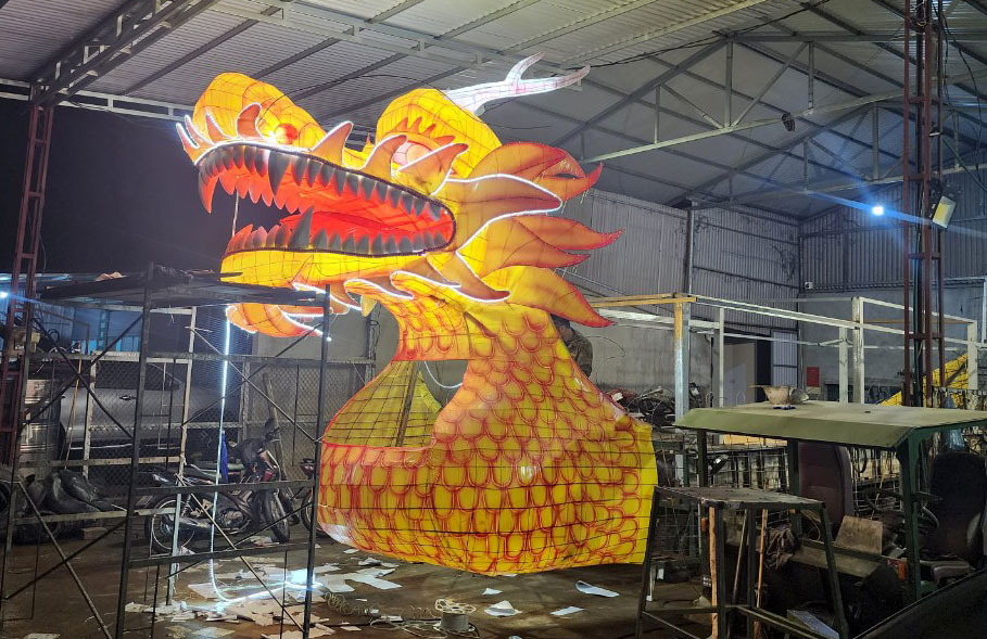 Ng&agrave;y đi l&agrave;m ruộng, tối về đi rước đ&egrave;n lồng lớn nhất nước ở Tuy&ecirc;n Quang - Ảnh 16.