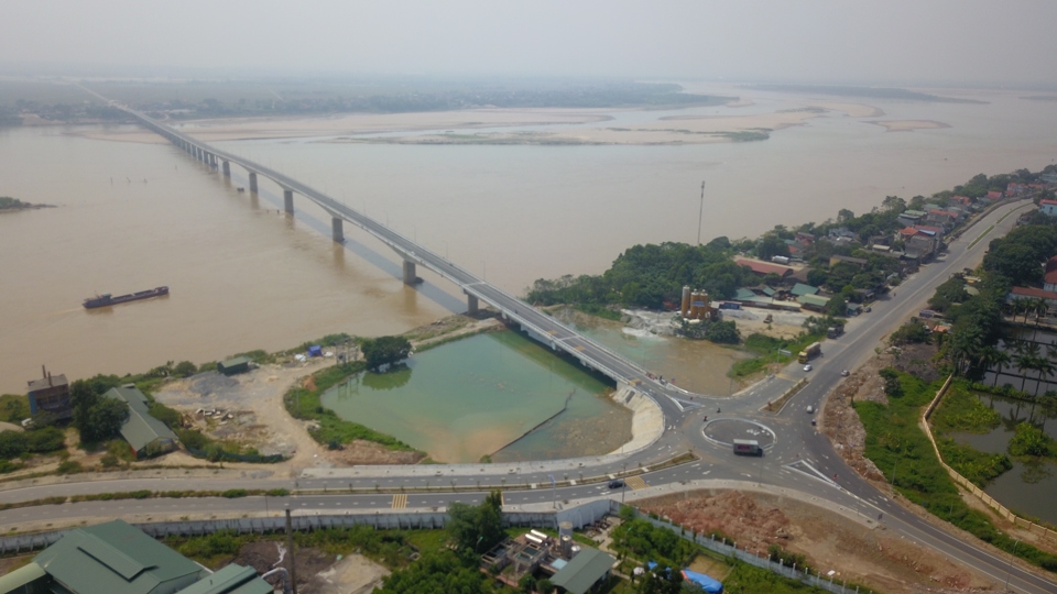 Qu&yacute; II/2024, H&agrave; Nội x&acirc;y dựng cầu V&acirc;n Ph&uacute;c vượt s&ocirc;ng Hồng - Ảnh 1.