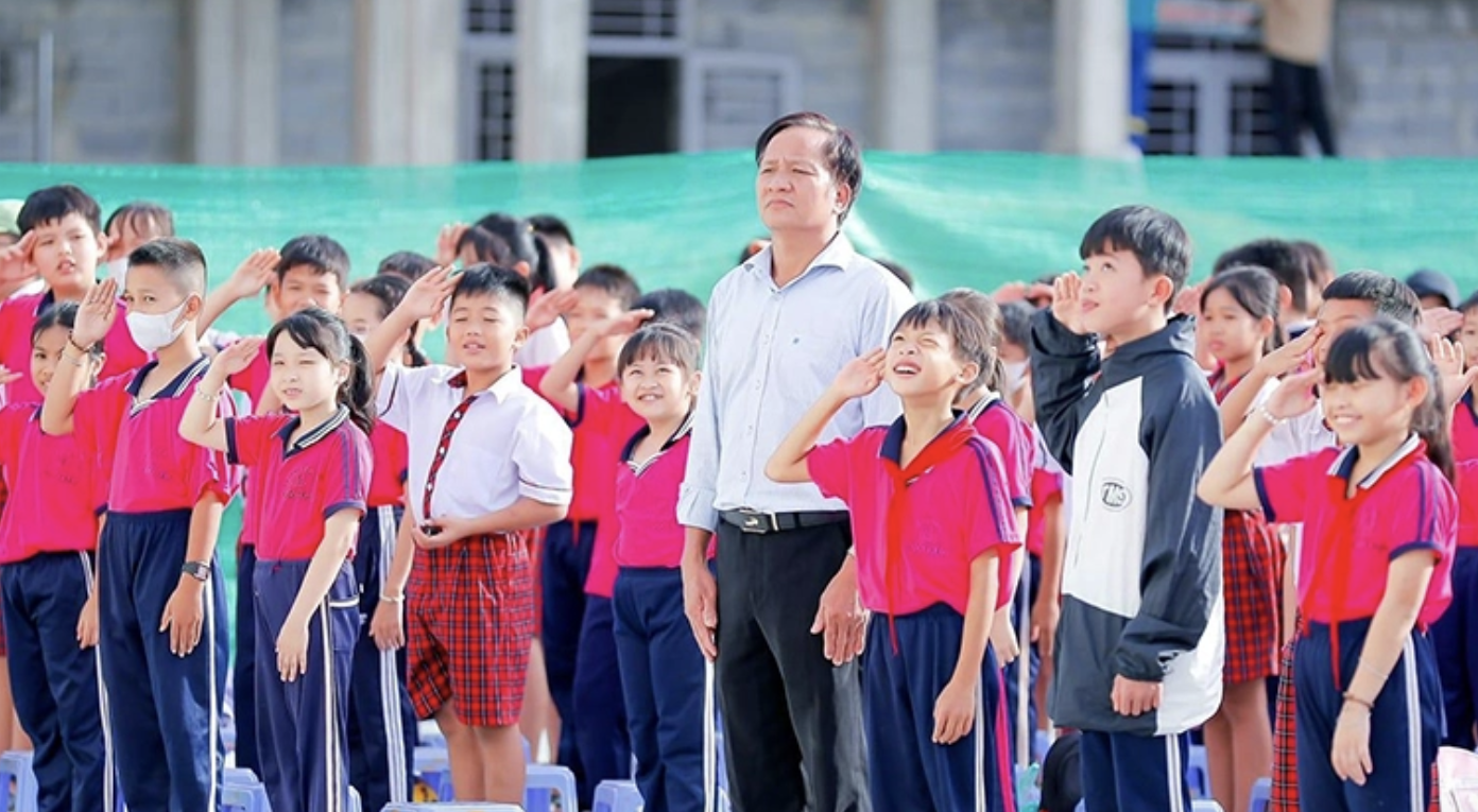 Trường tiểu học đầu ti&ecirc;n ở khu t&aacute;i định cư s&acirc;n bay Long Th&agrave;nh đi v&agrave;o hoạt động đ&oacute;n 400 học sinh - Ảnh 1.