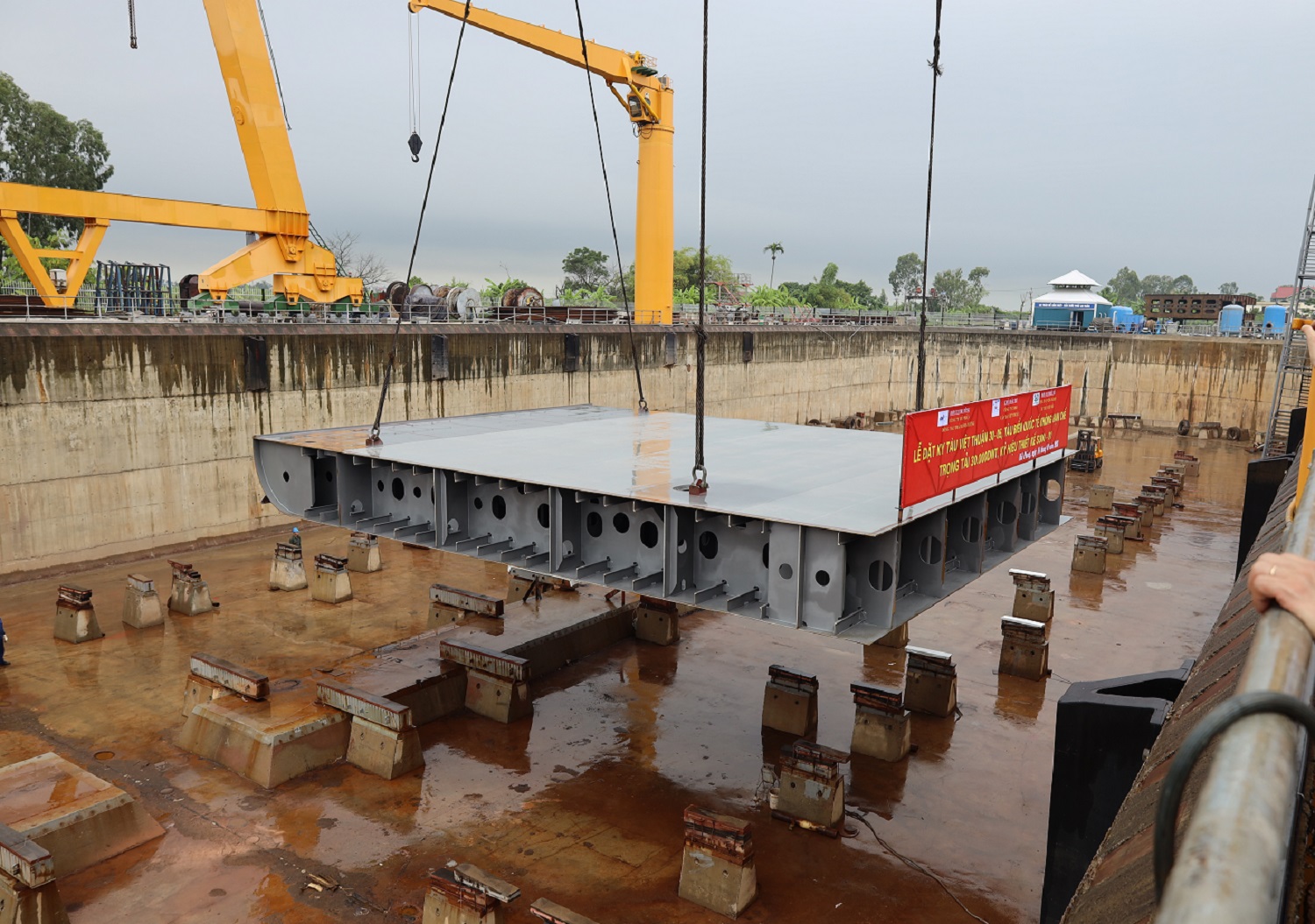 Cơ hội lớn ph&aacute;t triển ng&agrave;nh đ&oacute;ng t&agrave;u - Ảnh 1.