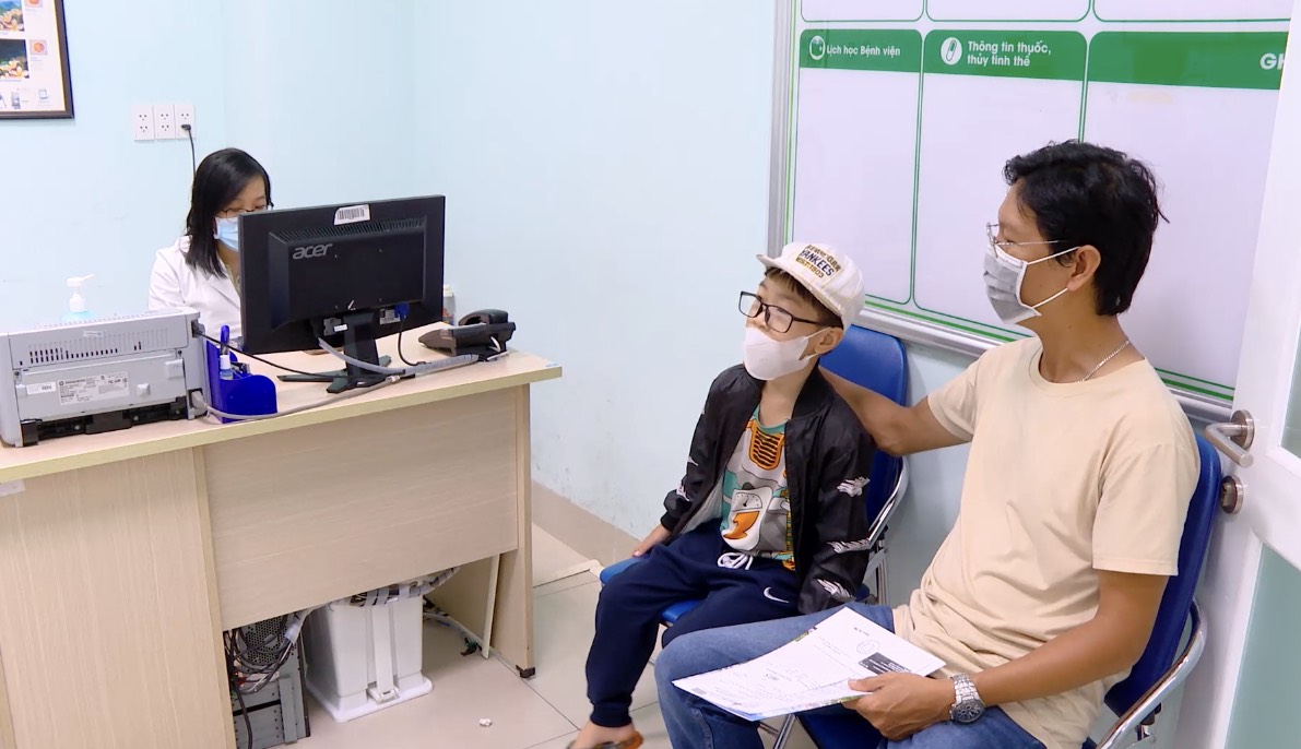 Đồng Nai: Hơn 10.000 trẻ em dưới năm tuổi bị bệnh đau mắt đỏ - Ảnh 3.