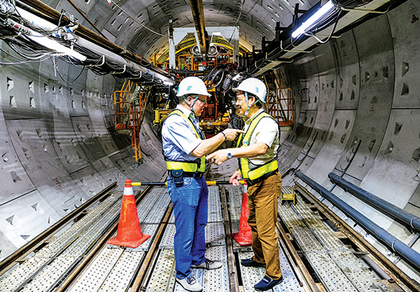 TP.HCM cần g&igrave; để l&agrave;m nhanh 9 tuyến metro? Kỳ 2: B&agrave;i học đắt gi&aacute; từ vốn vay ODA - Ảnh 2.