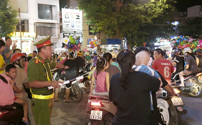 Tuy&ecirc;n Quang: Sẵng s&agrave;ng cho ng&agrave;y Trung thu lớn nhất nước - Ảnh 4.