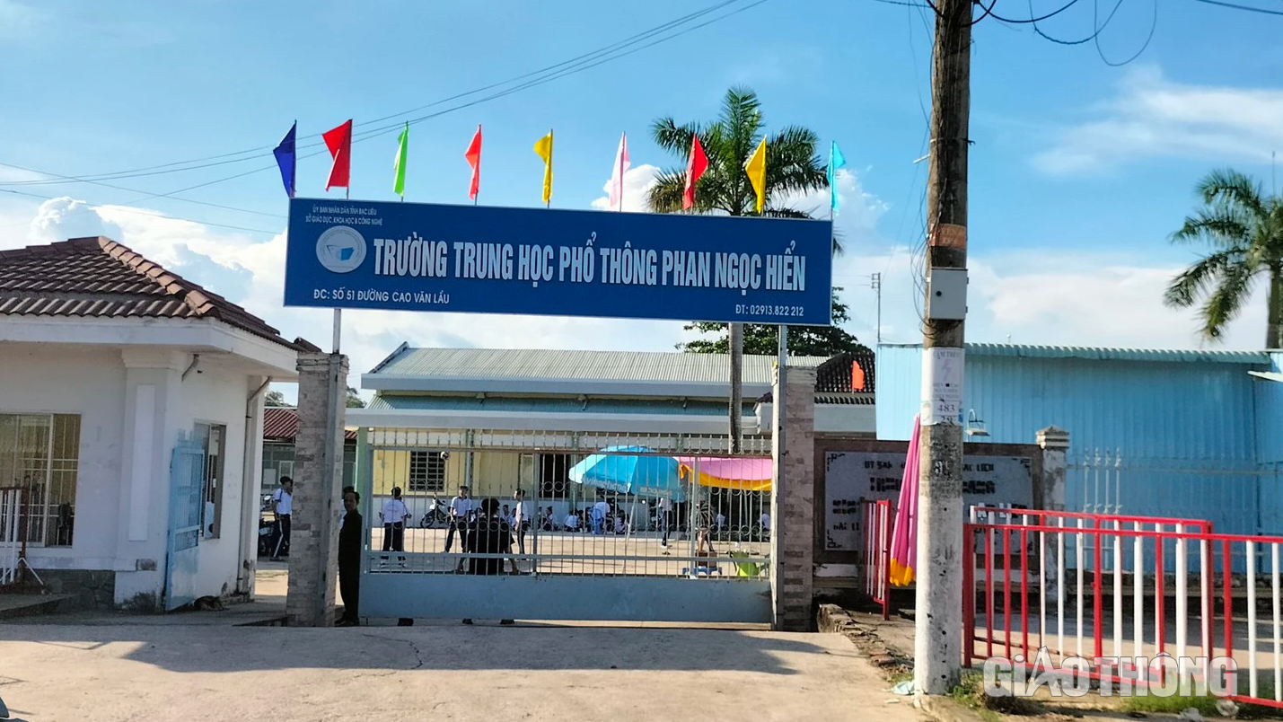 L&agrave;m r&otilde; clip nữ sinh đ&aacute;nh nhau ở Bạc Li&ecirc;u - Ảnh 1.