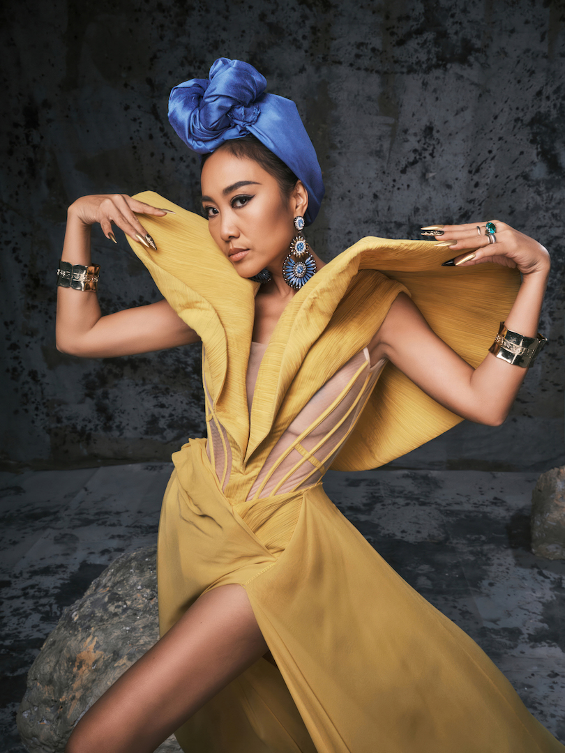 Ca sĩ Đoan Trang tiết lộ quan hệ với chồng T&acirc;y: &ldquo;Ch&uacute;ng t&ocirc;i giống Ngưu Lang Chức Nữ&rdquo; - Ảnh 1.