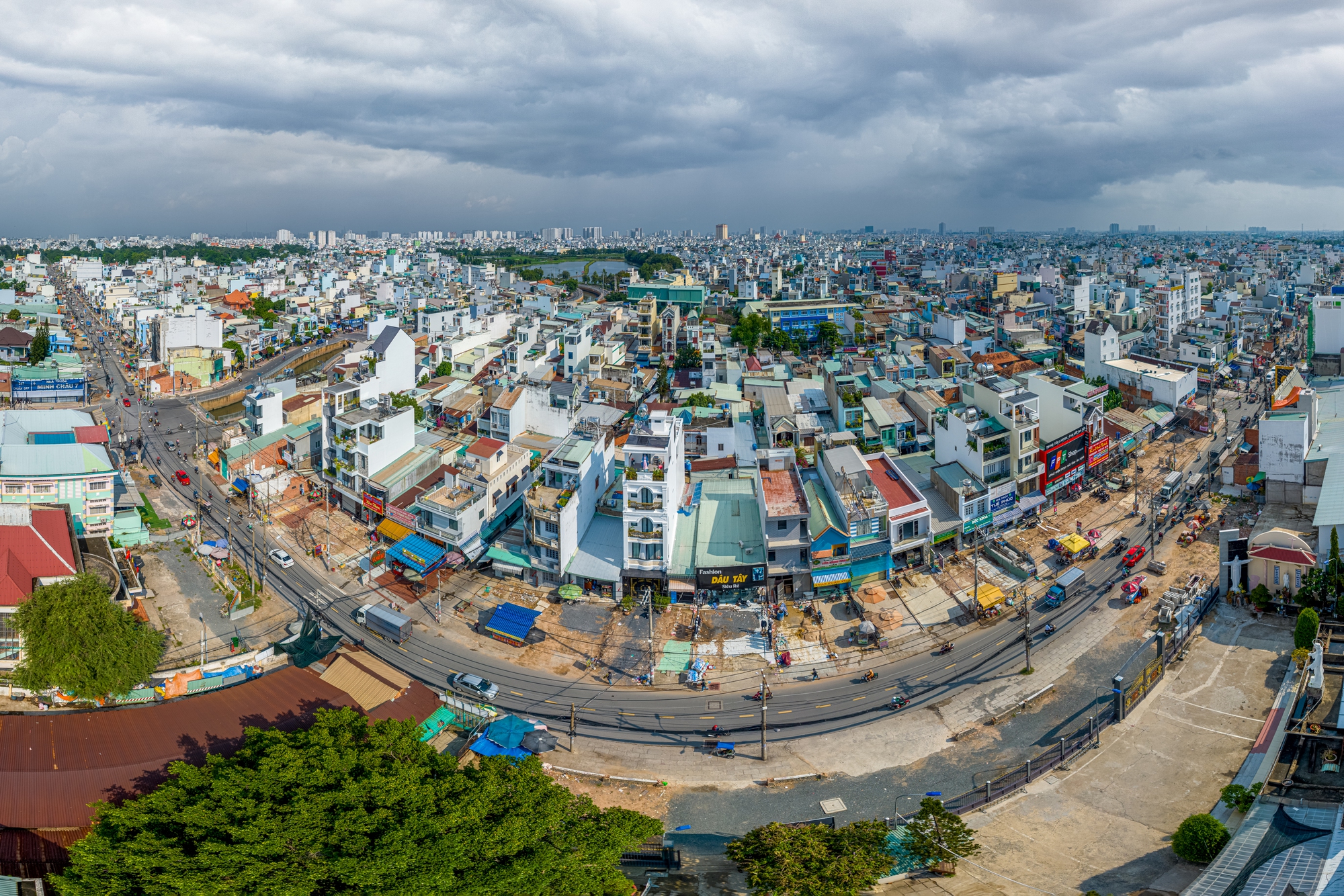Hiện trạng tuyến đường Tân Kỳ Tân Quý đang được mở rộng - Ảnh 1. Hiện trạng tuyến đường Tân Kỳ Tân Quý đang được mở rộng - Ảnh 1.