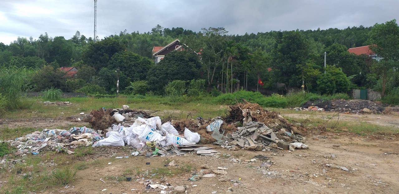 Quảng Ninh: D&acirc;n sống bất an cạnh dự &aacute;n triệu USD nằm "đắp chiếu", bỏ hoang v&igrave; vi phạm - Ảnh 4.