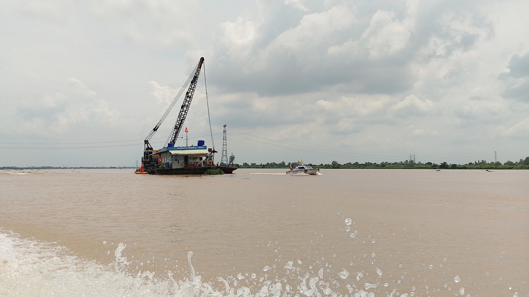 Gỡ kh&oacute; nguồn vật liệu c&aacute;t cho c&aacute;c c&ocirc;ng tr&igrave;nh trọng điểm Quốc gia - Ảnh 6.