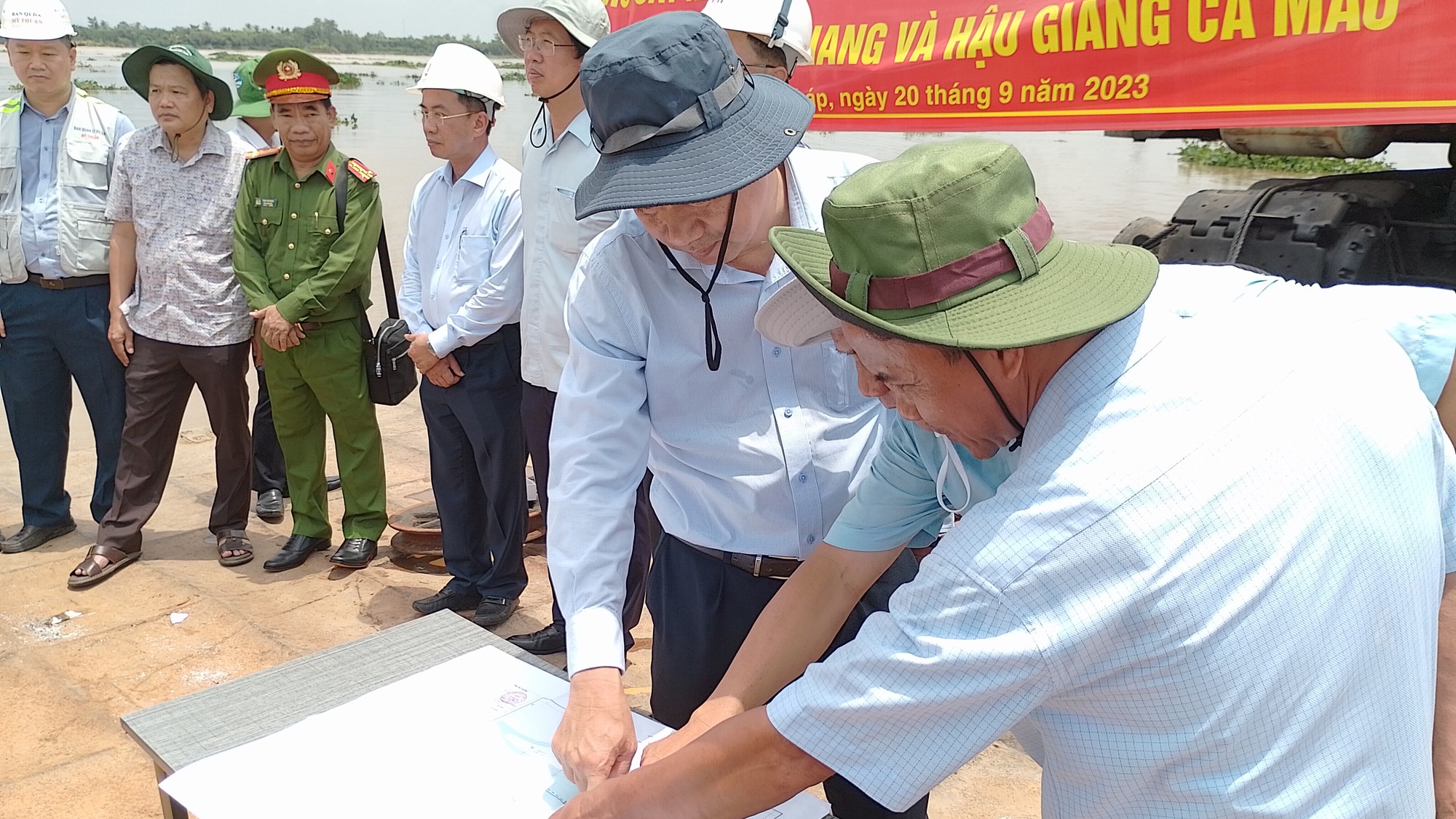 Giải cơn kh&aacute;t c&aacute;t cho cao tốc Cần Thơ - C&agrave; Mau - Ảnh 4.