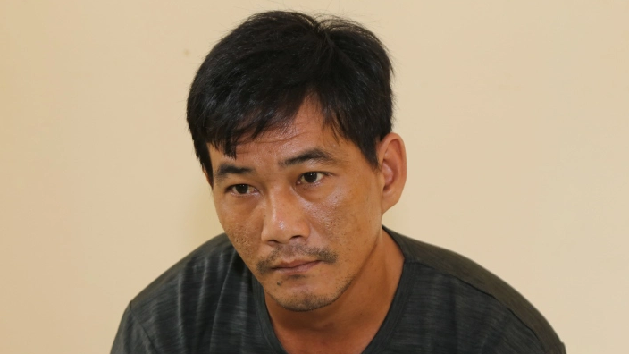 Khởi tố đối tượng vi phạm giao th&ocirc;ng, chống người thi h&agrave;nh c&ocirc;ng vụ - Ảnh 1.