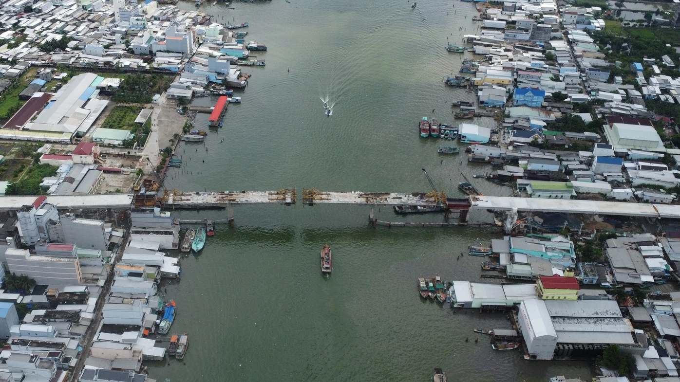 Cầu hơn 640 tỷ đồng ở C&agrave; Mau sắp hợp long - Ảnh 7.