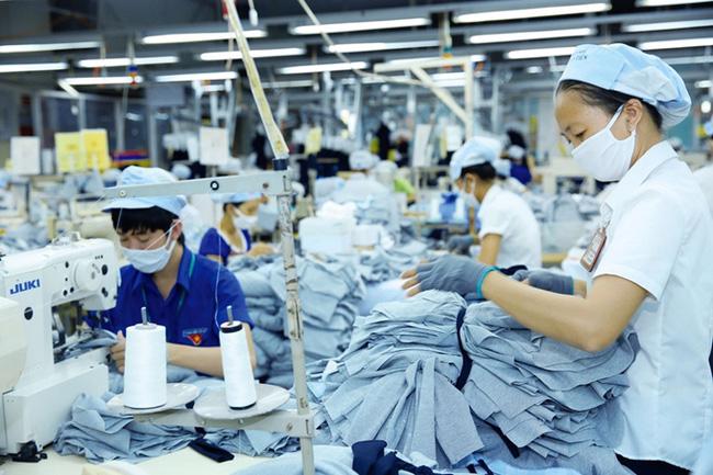 Tăng lương tối thiểu 2024: Bộ LĐ-TB&XH xin l&ugrave;i thời gian - Ảnh 1.