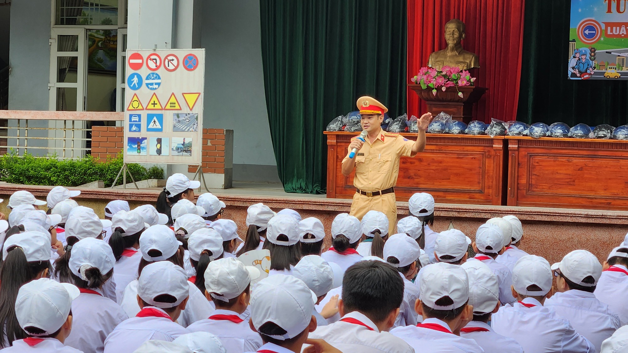 H&agrave; Nam: Tập trung ngăn chặn, xử l&yacute; vi phạm nổi cộm, kiềm chế tai nạn - Ảnh 1.