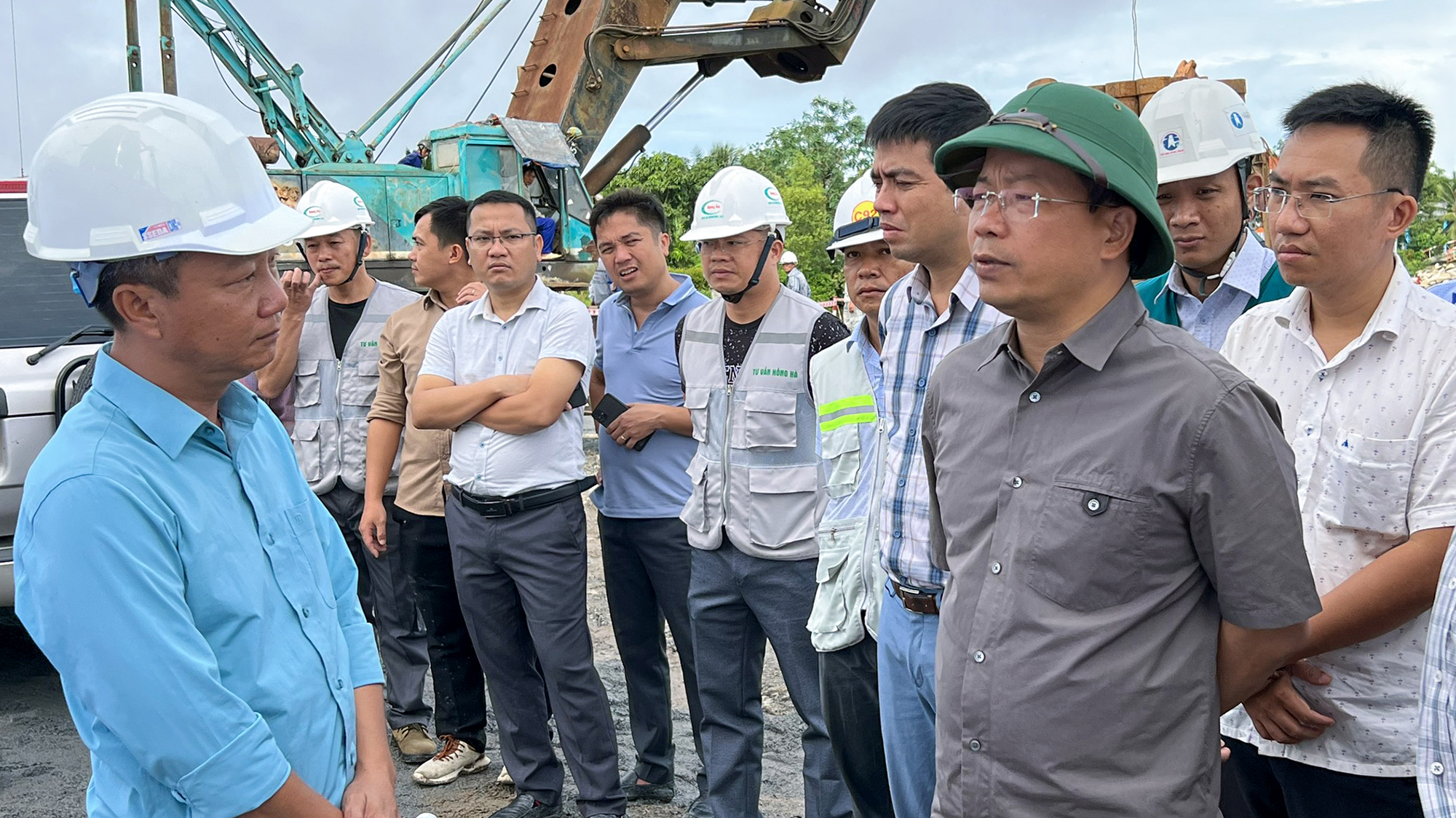 Thứ trưởng Nguyễn Duy L&acirc;m: 'C&ocirc;ng t&aacute;c tổ chức thi c&ocirc;ng của nh&agrave; thầu chưa khoa học' - Ảnh 1.