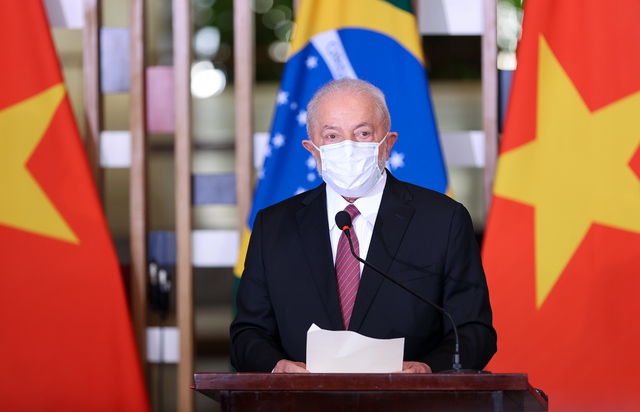 Brazil mong muốn xuất khẩu m&aacute;y bay, m&aacute;y m&oacute;c sang Việt Nam - Ảnh 3.