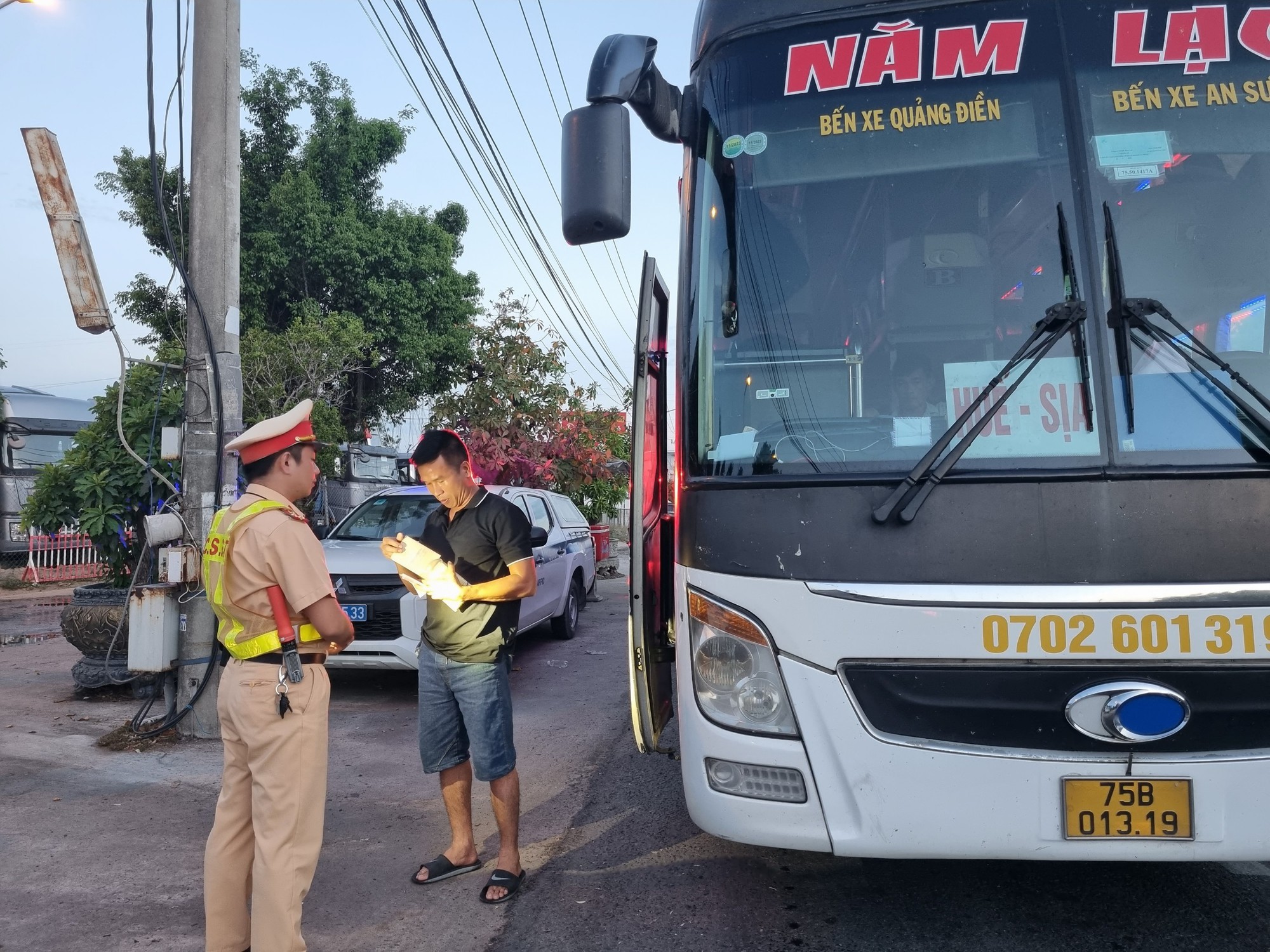 Chủ tịch B&igrave;nh Định "lệnh" tổng kiểm tra, xử l&yacute; t&agrave;i xế sử dụng ma t&uacute;y - Ảnh 1.