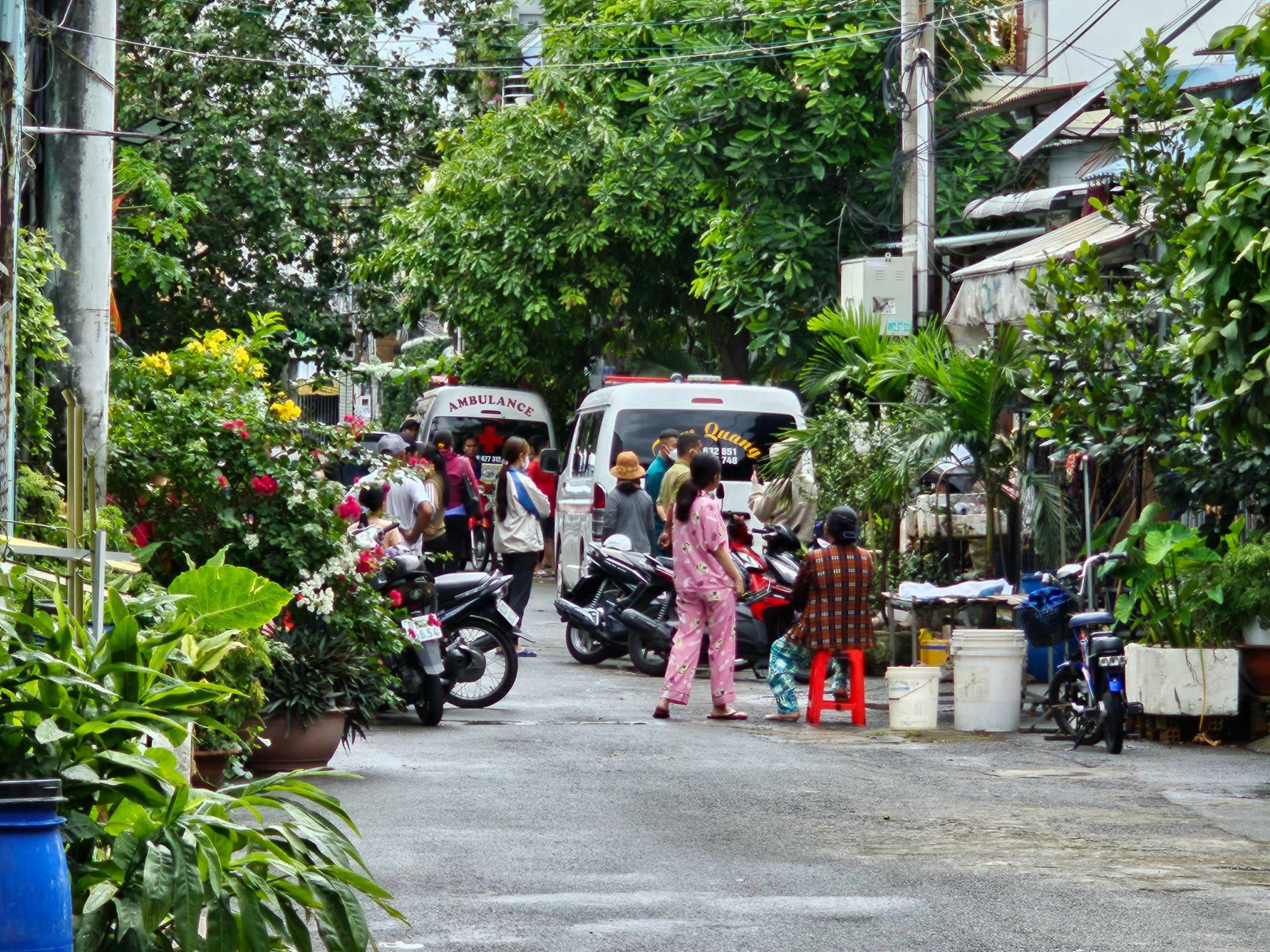 Vợ đi l&agrave;m về đẩy cửa v&agrave;o thấy chồng nằm chết trong ph&ograve;ng trọ ở B&igrave;nh Dương - Ảnh 1.