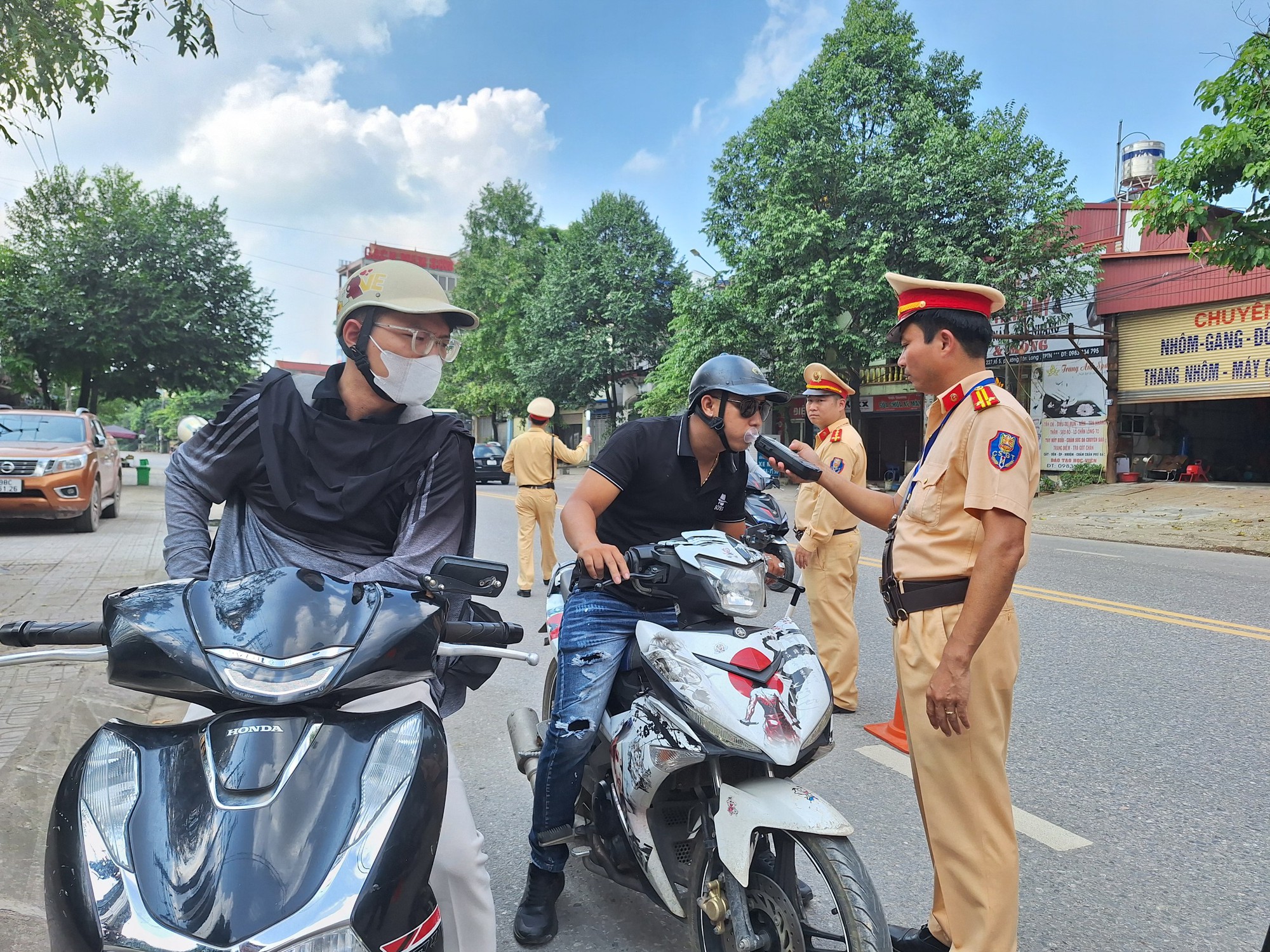 Ph&oacute; C&ocirc;ng an TP Th&aacute;i Nguy&ecirc;n: T&ocirc;i vi phạm nồng độ cồn l&agrave; th&ocirc;ng tin nội bộ ng&agrave;nh - Ảnh 2.