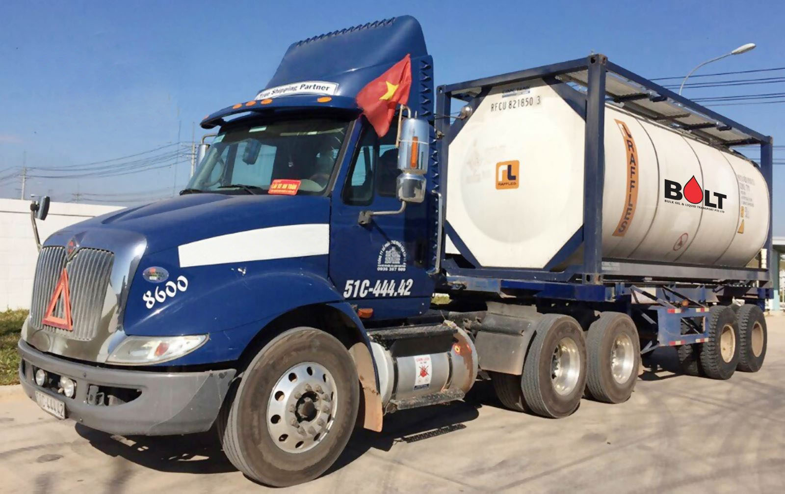 Đề xuất xe vận chuyển h&agrave;ng ho&aacute; nguy hiểm phải lắp camera gi&aacute;m s&aacute;t người l&aacute;i xe - Ảnh 1.