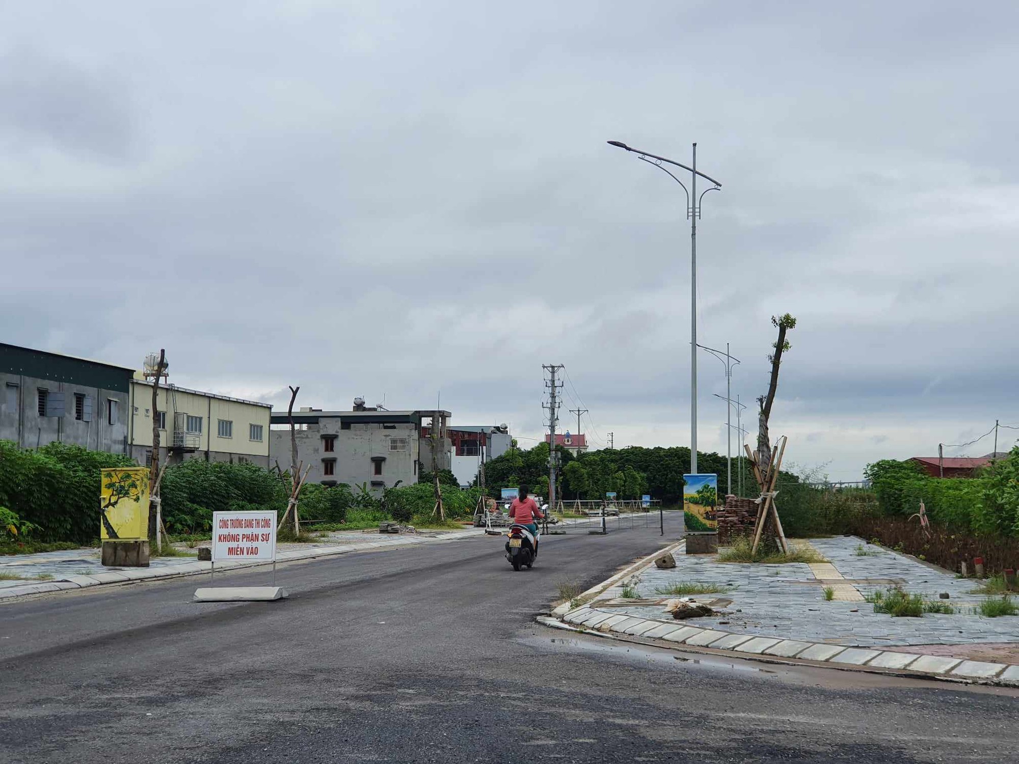 Hải Dương: Kh&aacute;ch h&agrave;ng &ldquo;thờ ơ&rdquo; với đấu gi&aacute; đất ở  - Ảnh 2.
