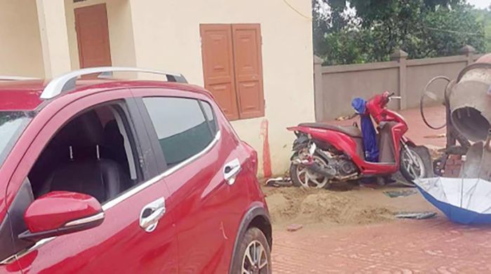 Tai nạn trước cổng trường, nữ sinh lớp 6 tử vong thương t&acirc;m - Ảnh 1.