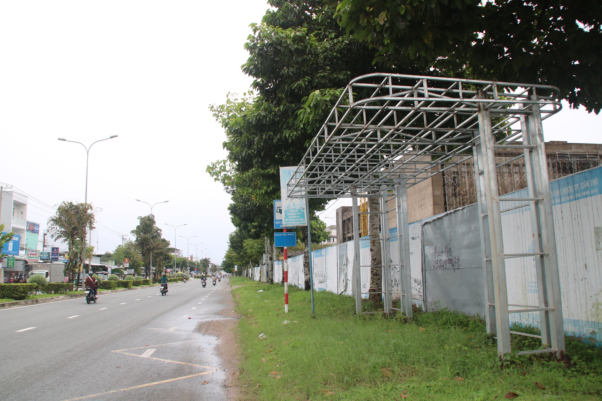 Cuối th&aacute;ng 11/2023, Cần Thơ sẽ ho&agrave;n th&agrave;nh x&acirc;y dựng 501 nh&agrave; chờ, điểm dừng xe bu&yacute;t - Ảnh 1.