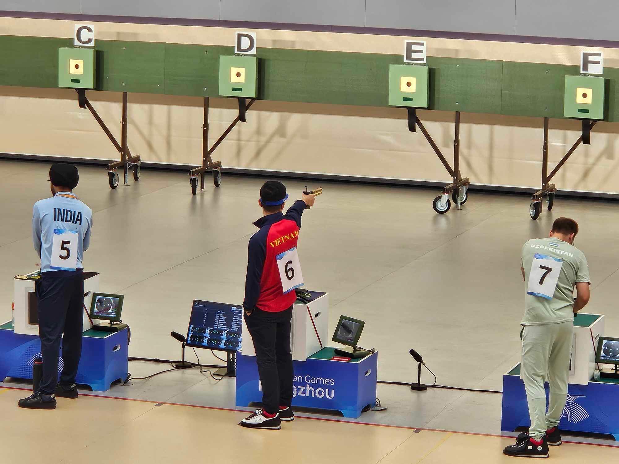 Giành HCV, đoàn Thể thao Việt Nam nhảy vọt trên bảng xếp hạng ASIAD 19 - Ảnh 1. Giành HCV, đoàn Thể thao Việt Nam nhảy vọt trên bảng xếp hạng ASIAD 19 - Ảnh 1.